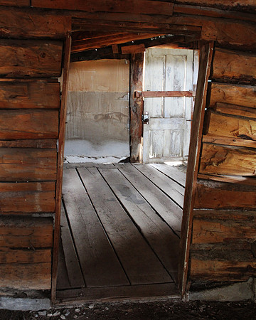 Leaning Room